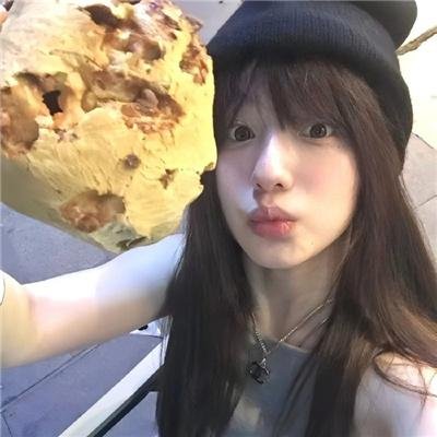 四月的女儿